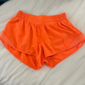 LuluLemon Hotty Hot 2.5 Shorts